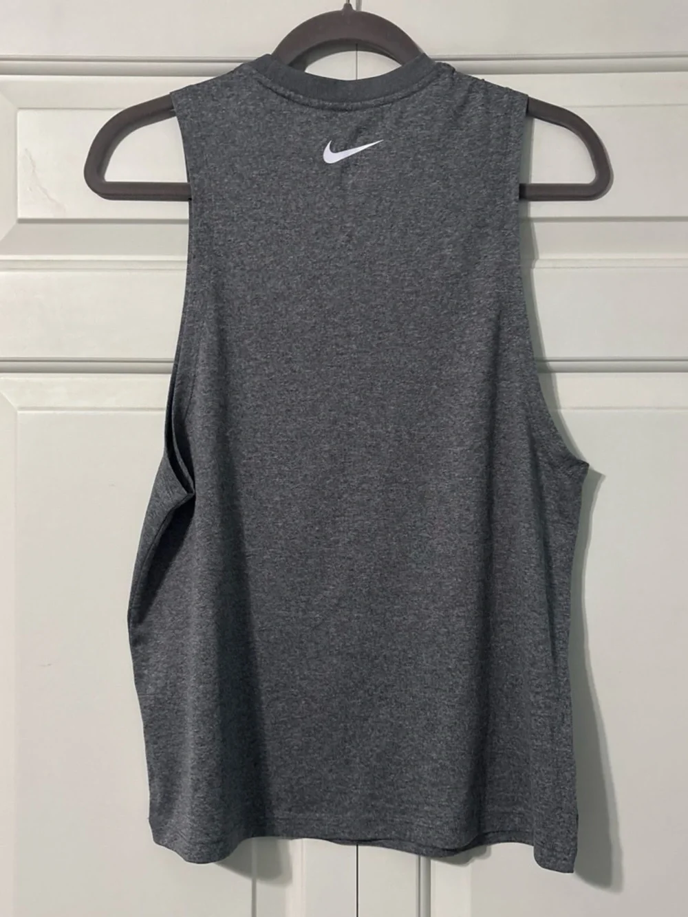 Nike Women's Dark Gray Sleeveless 'Just Do It.' Tank